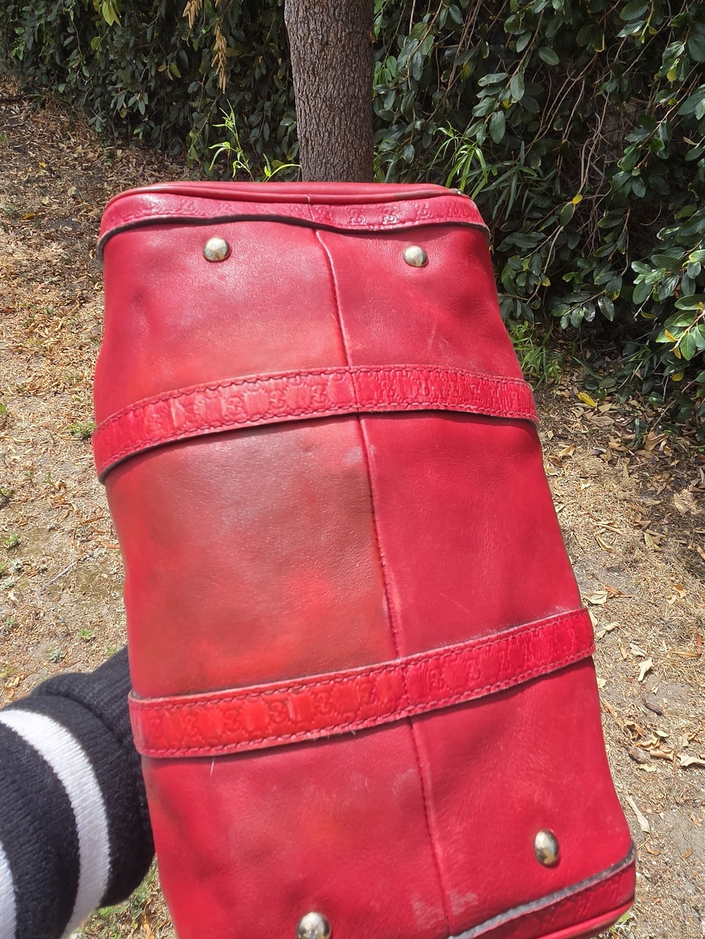 Gucci Boston Bag in Red With FLAWS - Picture 5 of 16